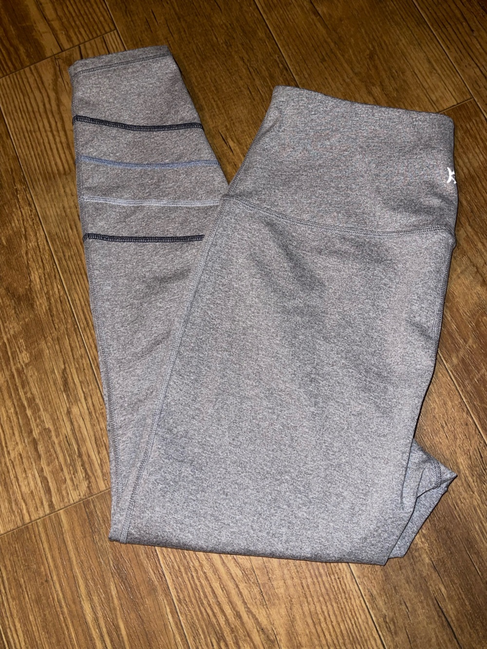 Southern Tide Gray Heather Women’s Athletic Leggings with Stripe Detail